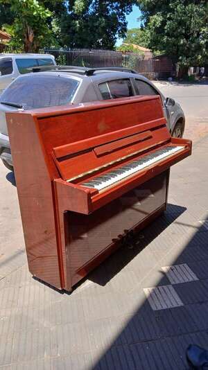 Recuperan piano patrimonial del MEC que desapareció de forma confusa - Policiales - ABC Color