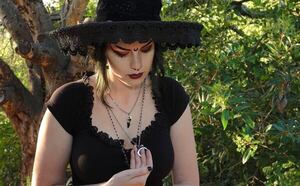 Noche de Brujas: qué se celebra y qué tiene que ver con la wicca - Estilo de vida - ABC Color