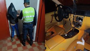 Joven con antecedentes fue sorprendido hurtando dentro de un auto