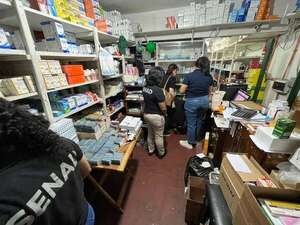 Incautan psicotrópicos sin respaldo documental en farmacia del Mercado 4 - Policiales - ABC Color