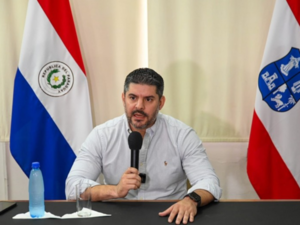 Bello rompe contrato y critica a Nenecho