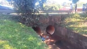 Triste final: Quiso orinar y cayó a un arroyo