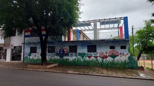 Descendientes del Capitán Speratti colaboran con la Escuela Básica Nº 5.629, pero necesitan acompañamiento de autoridades locales » San Lorenzo PY
