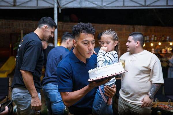 ¡Así festejó su cumple "Pika" Lucena!