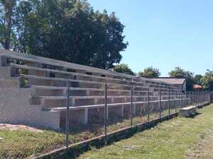 Culminan en tiempo récord la obra de gradería del Club 19 de Marzo de San José  - Noticiero Paraguay