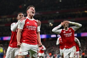Versus / Arsenal golea al Atlético de Madrid y mantiene marcha perfecta en la Champions
