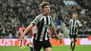 Gordon sigue dulce y hunde a Mourinho