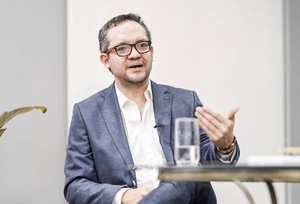 Director Ejecutivo de carreras privadas de Medicina propone convertir a Paraguay en un imán regional para la educación superior - El Trueno