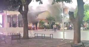 La Nación / Continúa el principio de incendio en el Sajonia