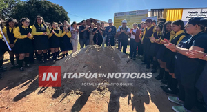 MUNICIPALIDAD DE CAMBYRETÁ DIO PALADA INICIAL DE OBRAS EN UNA ESCUELA