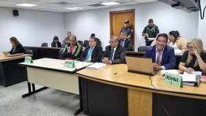 Inició juicio a exjuez, fiscal suspendida y abogado por caso de supuesta coima - PDS RADIO Y TV