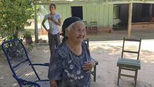 Anciana de 94 años que perdió hasta su última vaca por abigeato recupera la esperanza con gesto anónimo