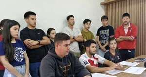 Diario HOY | Alumnos denuncian planillerismo en UNICAN y exigen ‘raje’ de decano y directora
