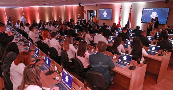 La Nación / UMAX inaugura el Aula Magna Digital, el primer espacio pionero en innovación educativa del Paraguay