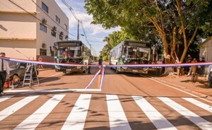 Inauguran nuevo tramo de asfalto y bus eléctrico amplía itinerario