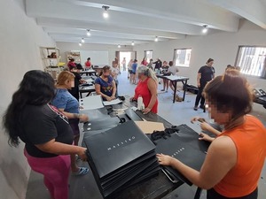 Popular / COMPLE: ojapo primer taller empresarial para apostar a la reisercención laboral