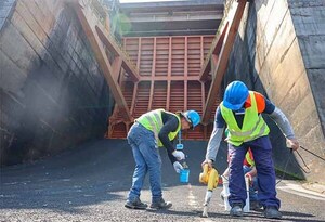 Culminan trabajos de mantenimiento en el canal izquierdo del vertedero de Itaipú | DIARIO PRIMERA PLANA