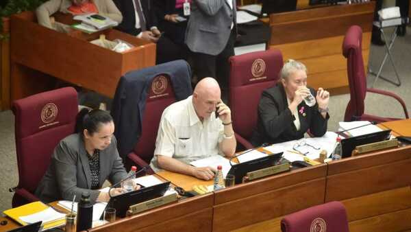 Pipo y Yolanda disputarán suplencia de Yamy Nal en el JEM