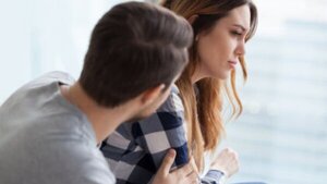 “No me divorcio solo porque nos casamos por la iglesia”