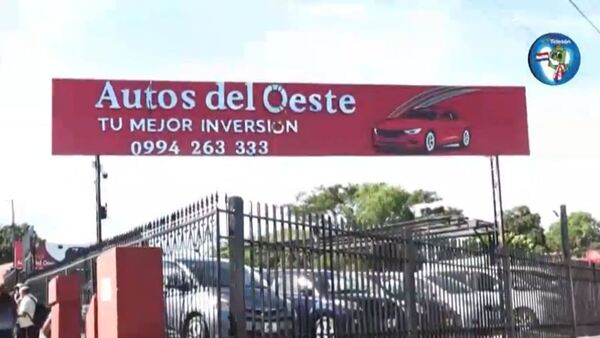 Denuncian que una playa de autos les estafó