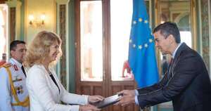 Diario HOY | Embajadora de la Unión Europea se presenta ante el presidente Peña