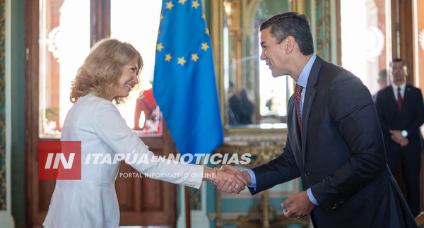 NUEVA EMBAJADORA DE UE PRESENTÓ CARTAS CREDENCIALES A SANTIAGO PEÑA