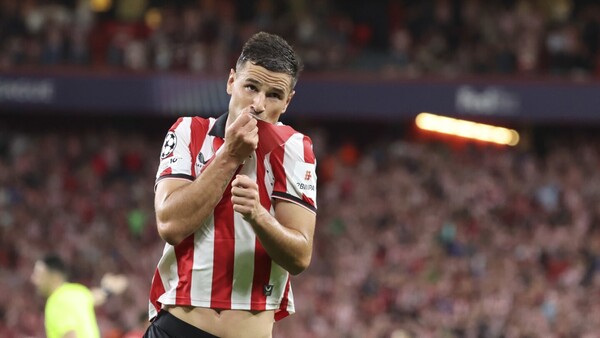 El Athletic remonta al Qarabag y vuelve a soñar en la Champions