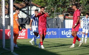 Versus / Copa Paraguay: Nacional cumple y se anota entre los cuatro mejores