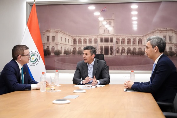 Presidente Peña resalta récord histórico en evaluación universitaria y creación de la Escuela de Calidad de la ANEAES - El Trueno