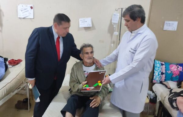 “La entrega de título en el lecho de enfermo es por dignidad y resarcimiento histórico”