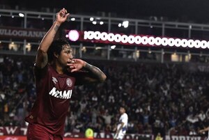 Versus / El Lanús de Canale mide a la U de Chile en busca del boleto a la final de Asunción