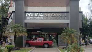 Once policías detenidos por emisión irregular de cédulas en Identificaciones - Policiales - ABC Color
