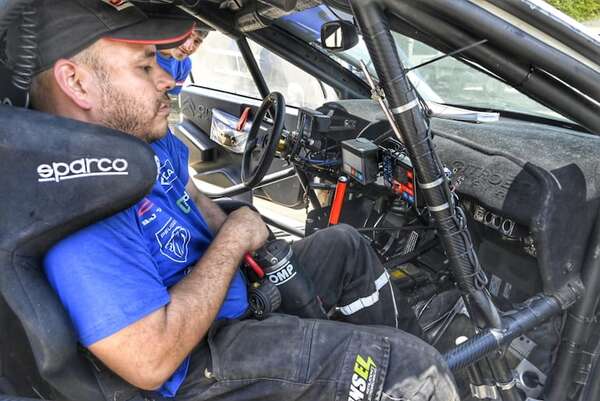 Rally del Chaco: Los autos realizan la instalación del GPS - ABC Motor - ABC Color