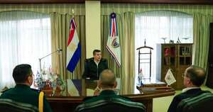 La Nación / Peña supervisa operativos militares contra el contrabando, incendios y seguridad en PJC