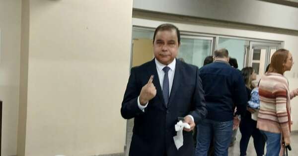 Diario HOY | Pululan denuncias contra titular del Círculo Paraguayo de Médicos