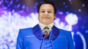 Juan Gabriel no estaba muerto, ¿Estaba de vacaciones en París? - Teleshow