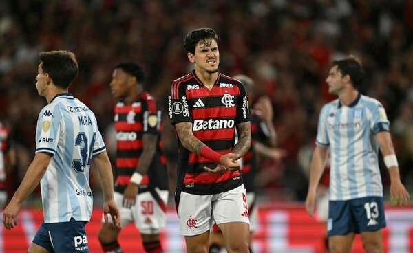 Pedro, con fractura en el antebrazo, duda de Flamengo contra Racing - Fútbol Internacional - ABC Color