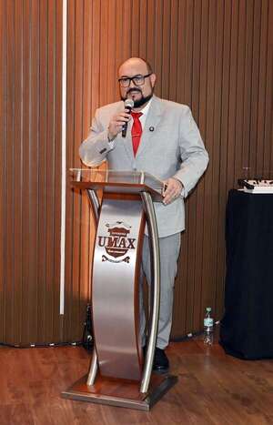 UMAX inaugura la primera Aula Magna Digital del Paraguay - Empresariales - ABC Color