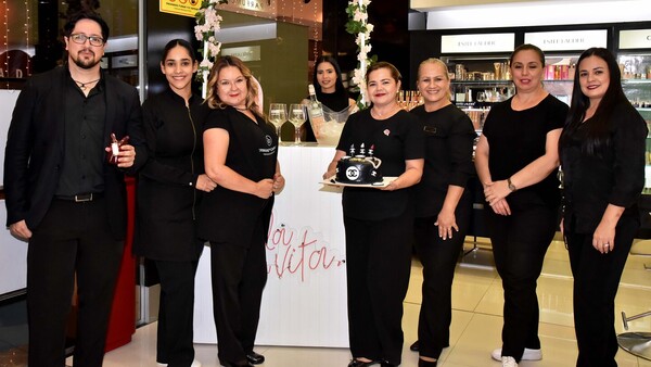 Champs Elysées celebra sus 30 años