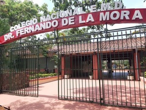 Estudiante que se identifica como «niña» denuncia discriminación en colegio de Fernando de la Mora