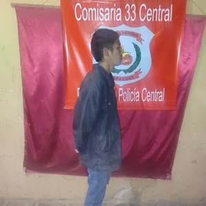 Capiatá: tras robo de celular, vecinos reducen a presunto ladrón - trece