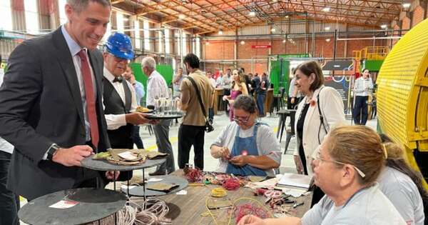 La Nación / Fábrica de cables abre sus puertas y ya concreta su primera exportación de productos