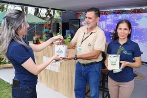 Itaipú impulsa sus iniciativas ambientales y turísticas en la Expo Guairá 2025 - ADN Digital