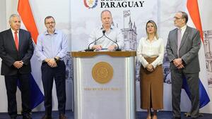 Designan a ministro de Economía como titular del Consejo de Seguridad Social