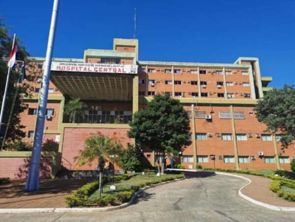 AUDIO. Denuncian una supuesta negligencia médica en el Hospital Militar - Periodísticamente - ABC Color