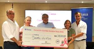 La Nación / Funca recibió donanción de lo recaudado en la Carrera Octubre Rosa “Corremos Juntos, Vencemos Juntos”