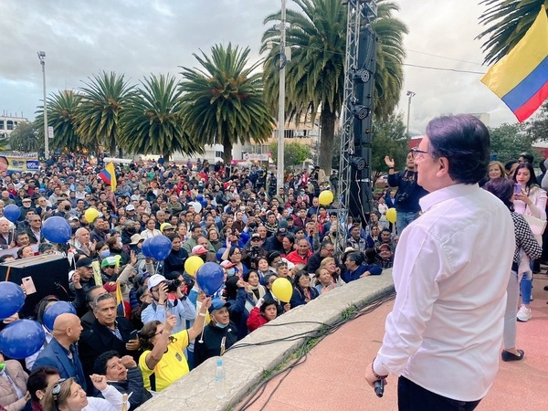 Ordenan prisión preventiva para exministro y empresario ligados al magnicidio