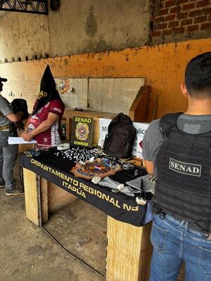 Utilizaban casillas de feria municipal para traficar drogas en Encarnación
