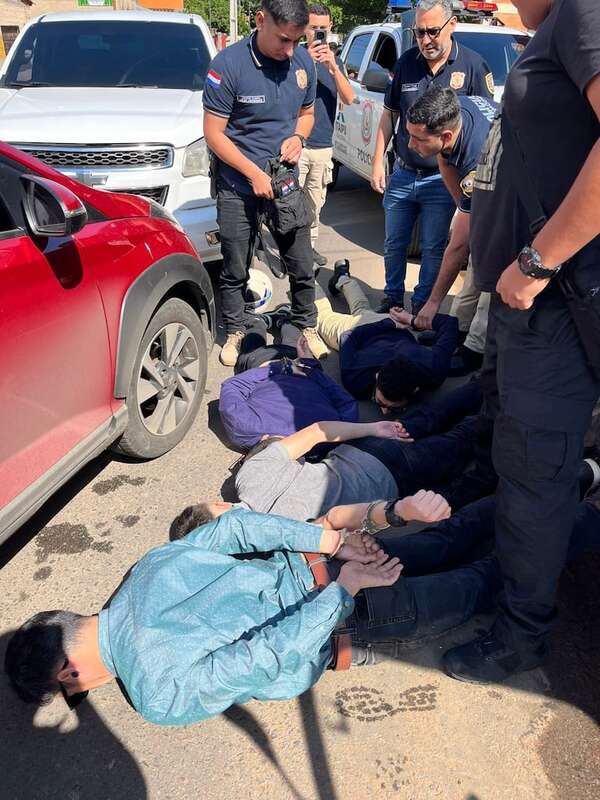 Caen cuatro presuntos ladrones chilenos, dos de ellos  con medidas alternativas a la prisión  - Policiales - ABC Color