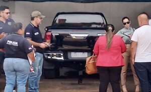 Tras larga espera, allanan lavadero y recuperan camioneta robada